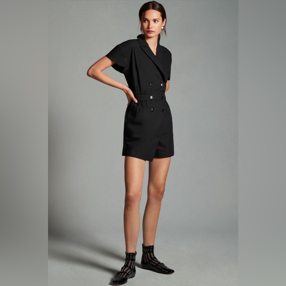 ✨ Anthropologie Short-Sleeve Blazer Romper Sz LP - Picture 1 of 5